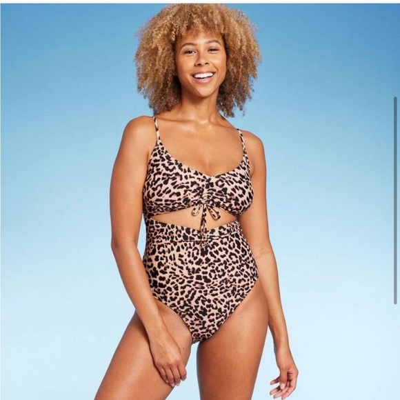 Shade & Shore Women's Monokini Cutout
One Piece Swimsuit High Leg size small 4-6 - Picture 5 of 8